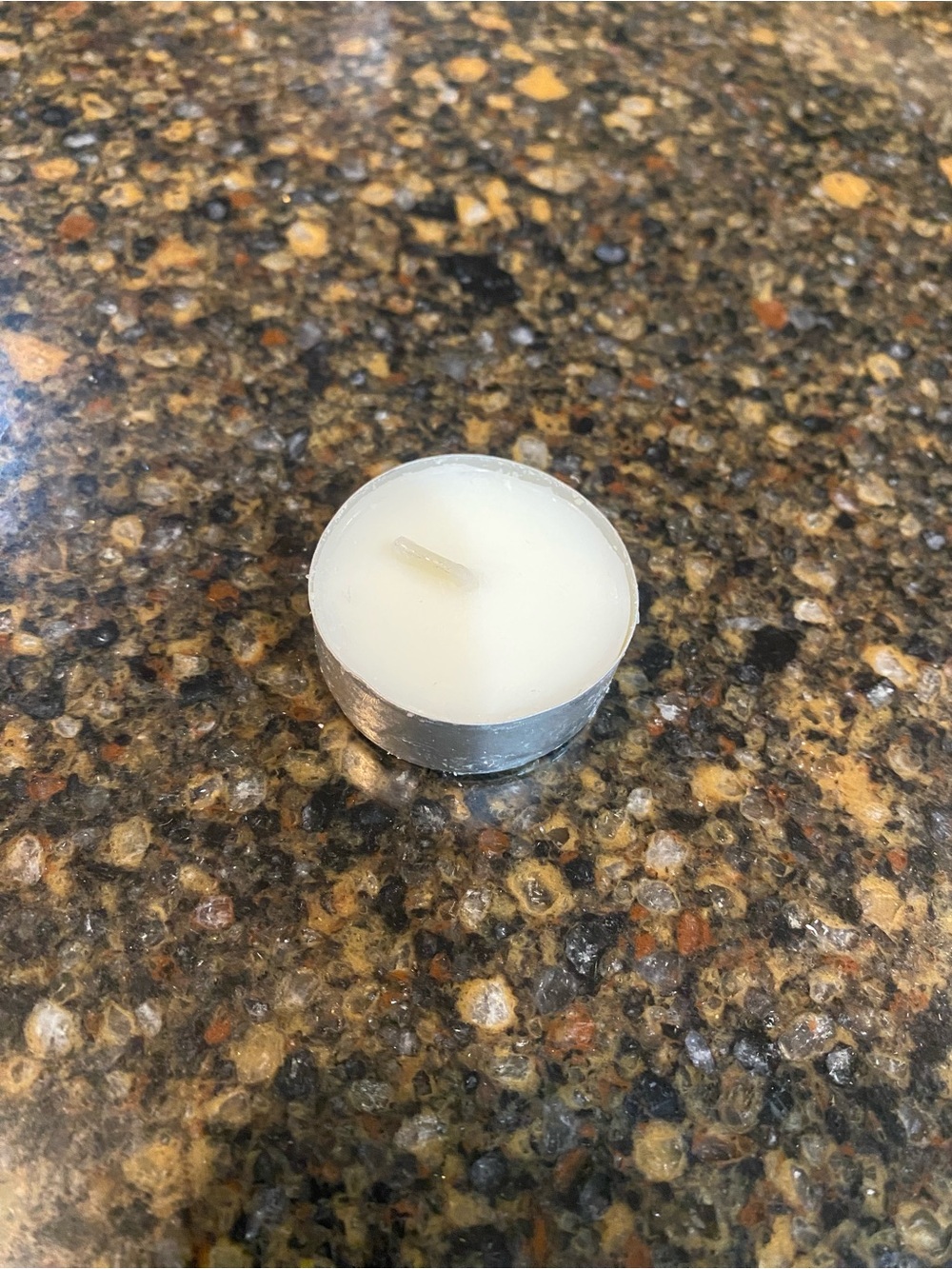 White Tealight Candle in Aluminum Cup